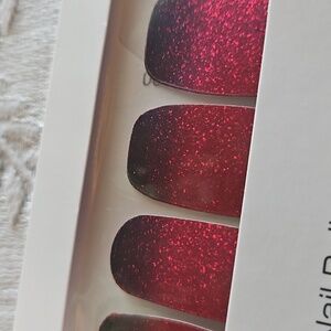 Color Street Bloody Gorgeous